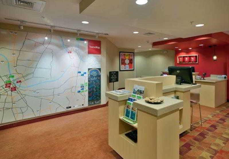 纳什维尔机场唐普雷斯套房酒店 外观 照片